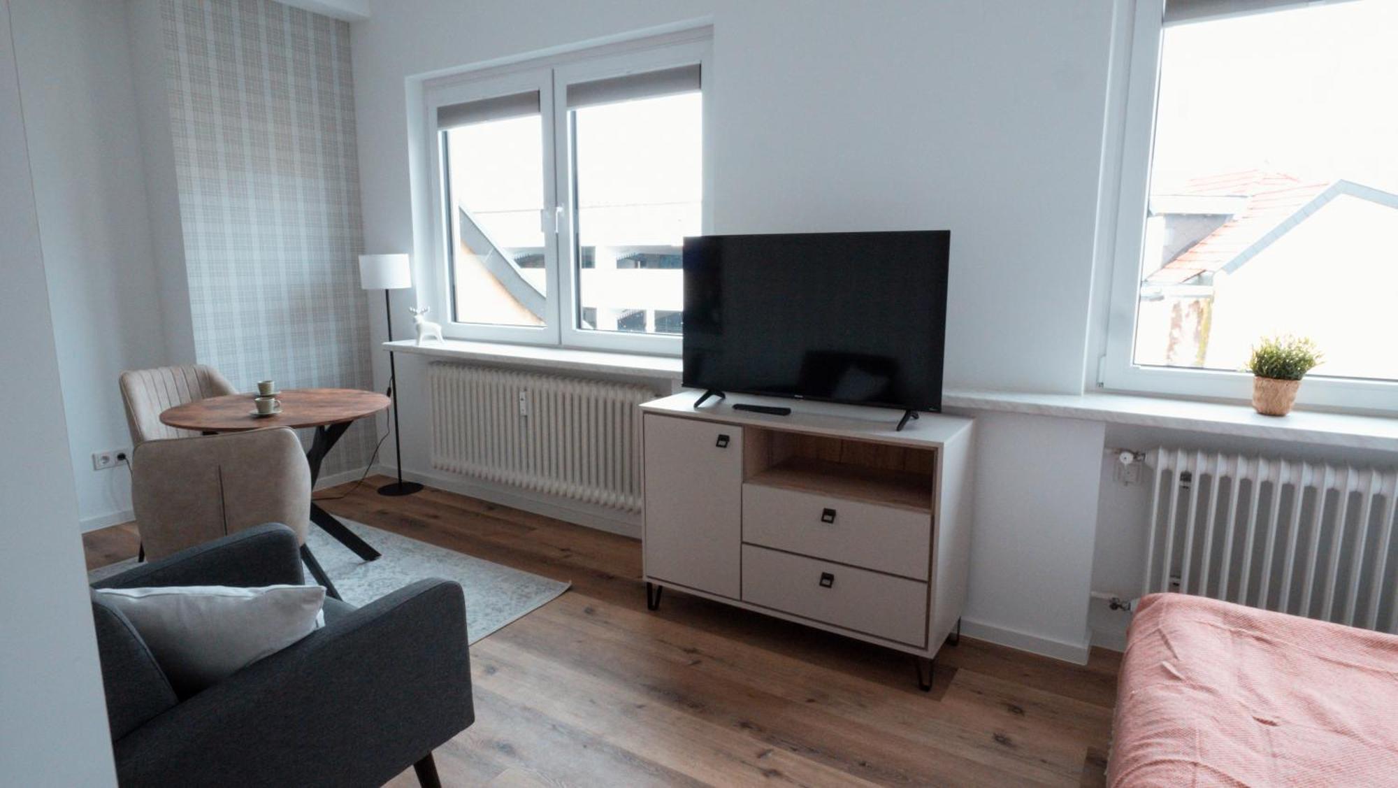 Apartamento Wohnen Auf Zeit In Sarrebruck Exterior foto