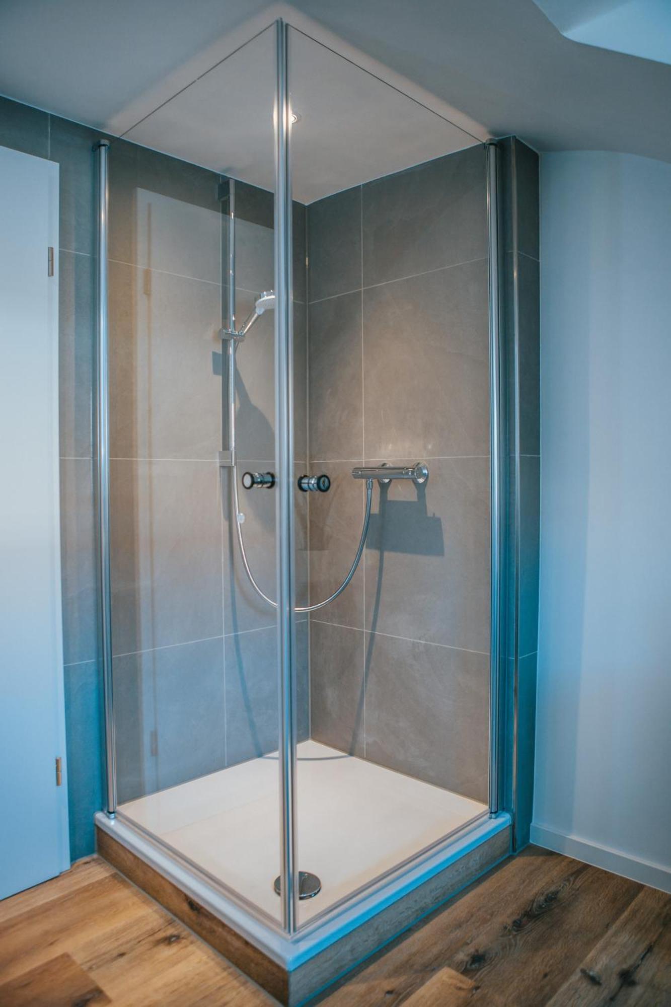 Apartamento Wohnen Auf Zeit In Sarrebruck Exterior foto