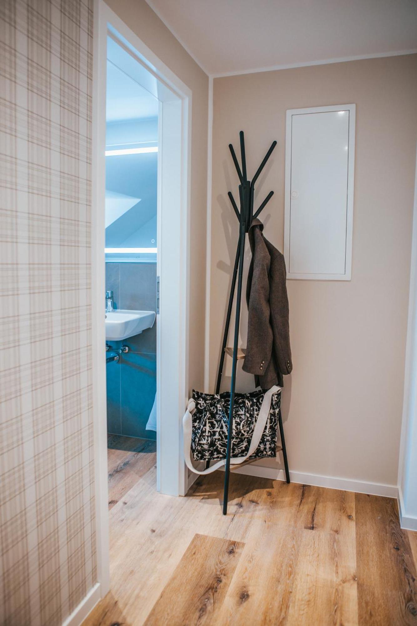 Apartamento Wohnen Auf Zeit In Sarrebruck Exterior foto
