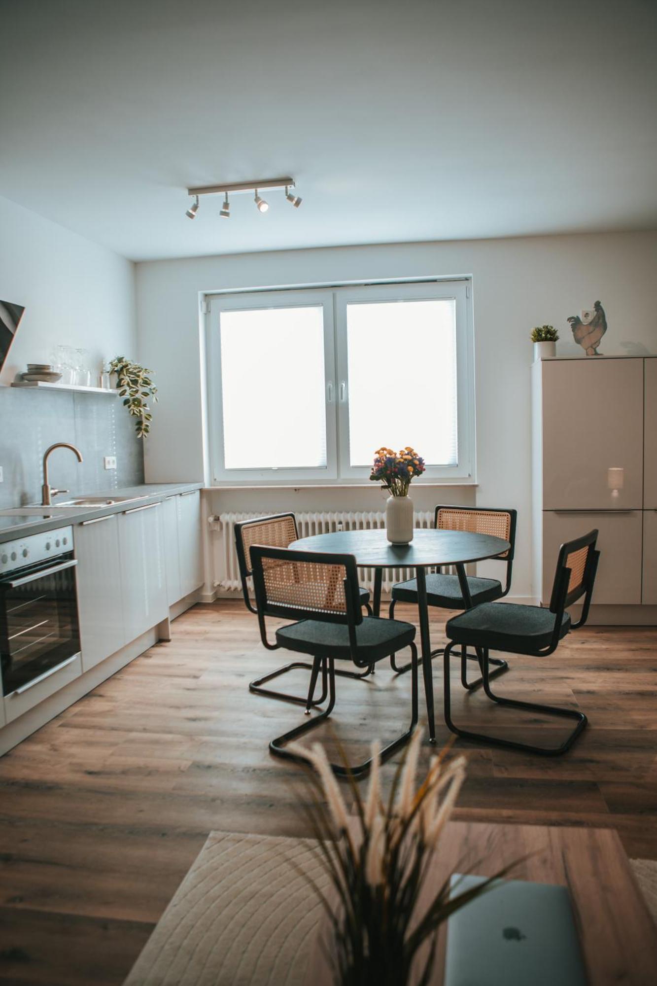 Apartamento Wohnen Auf Zeit In Sarrebruck Exterior foto